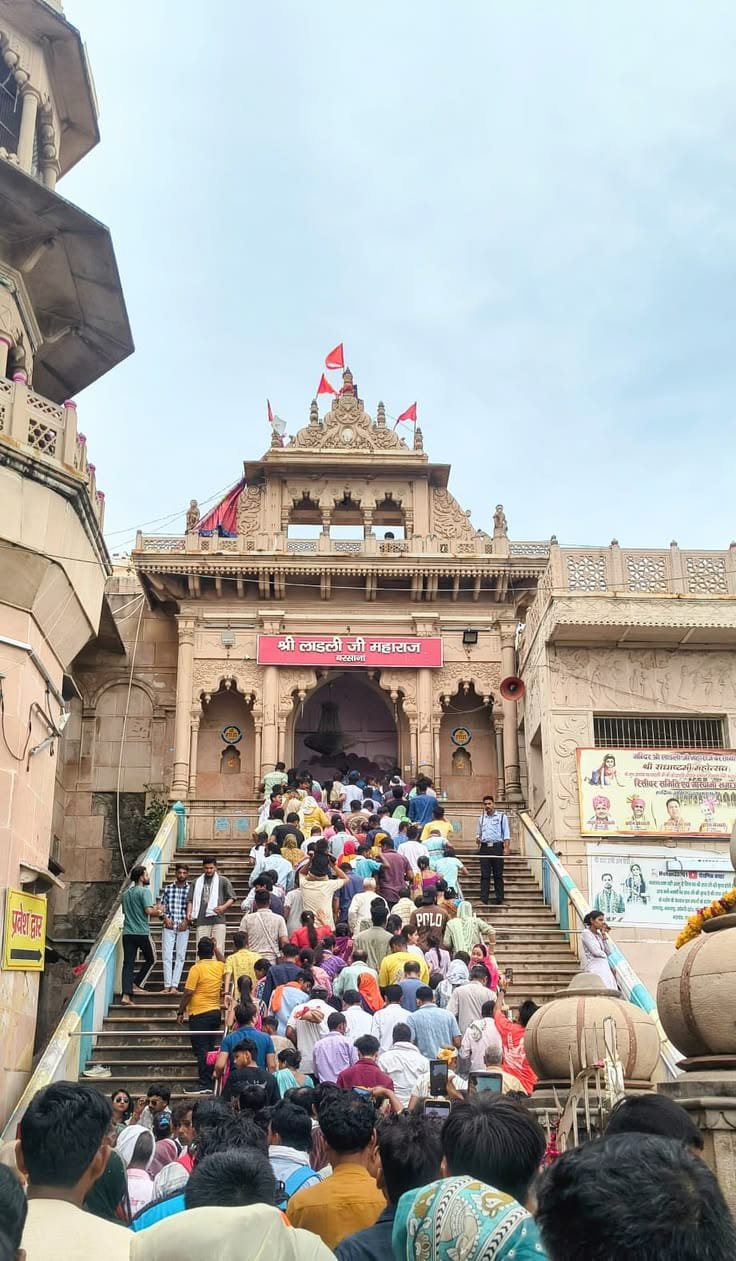 मथुरा यमुना नदी आरती दर्शन
